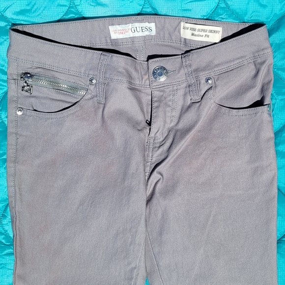 Guess Super Stretchy Silver Jeggings - Picture 2 of 5